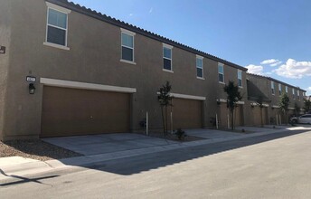 4629 Woolcomber St in Las Vegas, NV - Building Photo - Building Photo