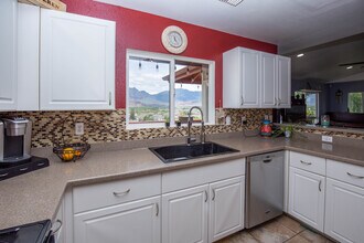87-1054-1054 Ohe'Ohe St in Waianae, HI - Building Photo - Building Photo