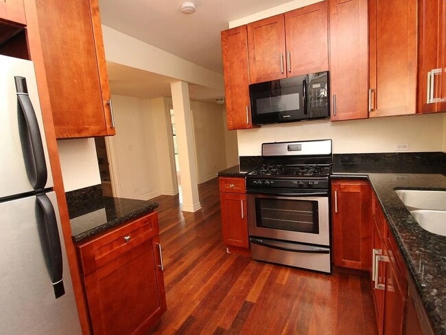 4349 N Sawyer Ave in Chicago, IL - Building Photo - Building Photo
