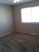 296 Chris Dr in Columbia, MO - Building Photo - Building Photo