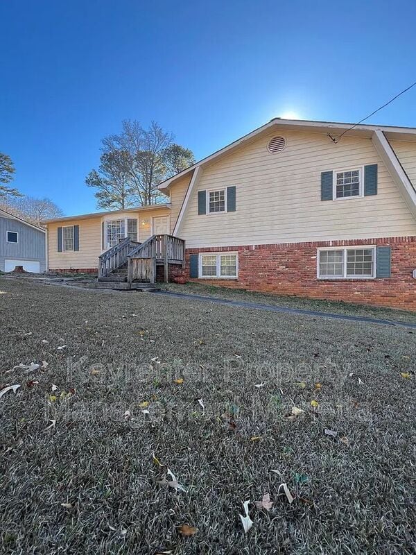 property at 480 Debra Dr