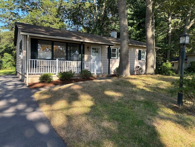 42 Briarwood Dr
