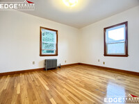 48 Vineland St, Unit 3 in Boston, MA - Foto de edificio - Building Photo