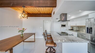 10462 SW 78th St in Miami, FL - Building Photo - Building Photo