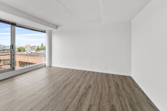 1770 1st St in Highland Park, IL - Foto de edificio - Building Photo