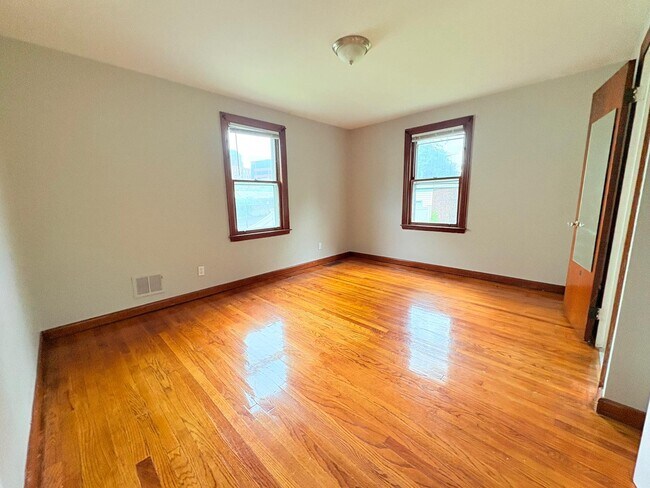 57 William St, Unit 1 in New Haven, CT - Building Photo - Building Photo