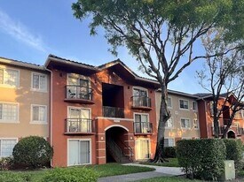 4195 N Haverhill Rd in West Palm Beach, FL - Building Photo