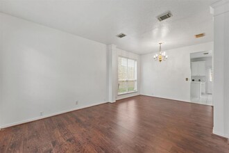 19118 Milloak Dr in Humble, TX - Building Photo - Building Photo
