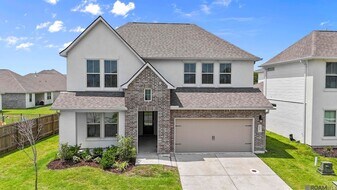 4422 Mendocino Way in Baton Rouge, LA - Building Photo