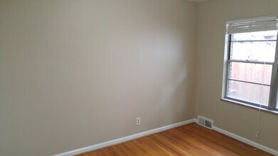 6061 Evanston Ave in Indianapolis, IN - Building Photo - Building Photo