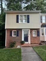 4131 Kaplan Dr in Raleigh, NC - Building Photo