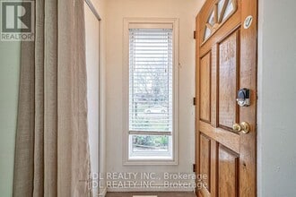 1149 Tavistock Dr in Burlington, ON - Building Photo - Building Photo