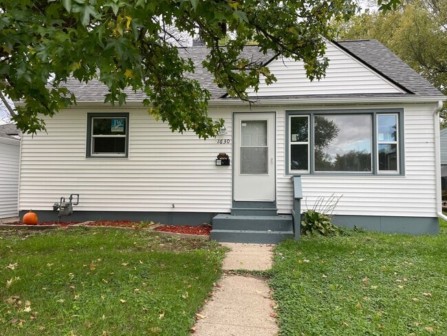property at 1630 Cleveland St