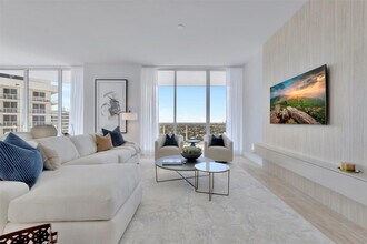 525 N Fort Lauderdale Beach Blvd in Fort Lauderdale, FL - Building Photo - Building Photo