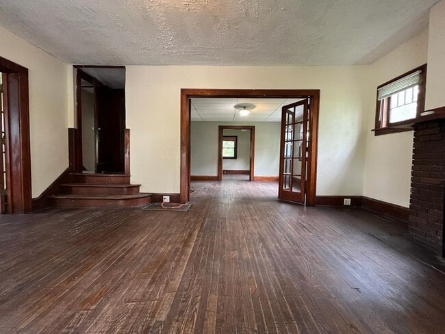 614 E Broadway St in South Bend, IN - Building Photo - Building Photo