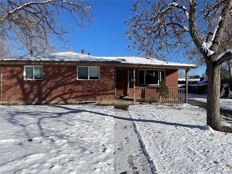 1250 S Ames St in Lakewood, CO - Building Photo