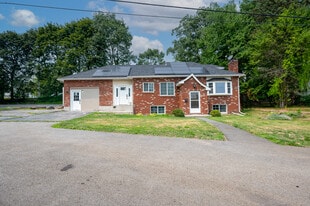 7 Pasadena Pky, Unit 1 in Worcester, MA - Building Photo