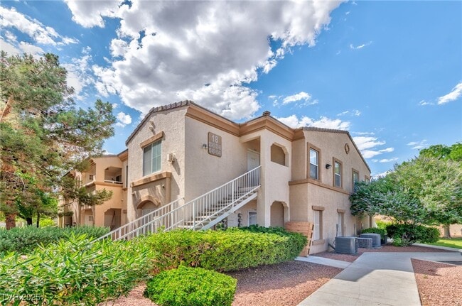 property at 3400 Cabana Dr