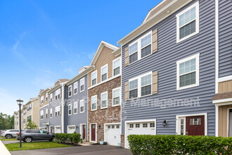 4 Naples Ln in Mount Laurel, NJ - Building Photo - Building Photo
