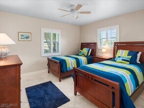 1520 Imperial Golf Course Blvd in Naples, FL - Building Photo - Building Photo