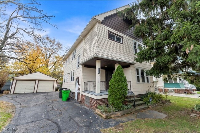 19792 Pasnow Ave in Euclid, OH - Building Photo - Building Photo