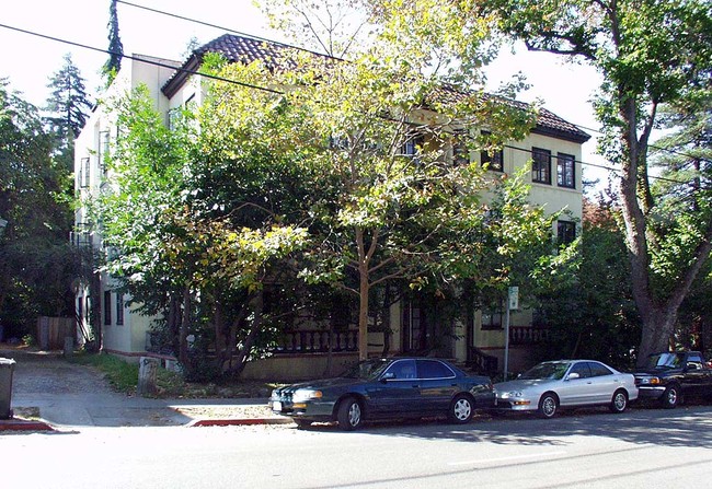 Florentine Apartments in Berkeley, CA - Foto de edificio - Building Photo