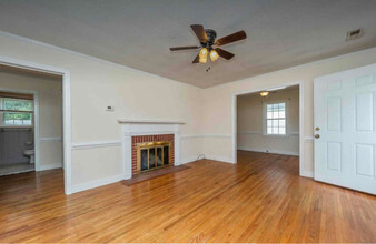 1105 E Williams Cir in Elizabeth City, NC - Foto de edificio - Building Photo
