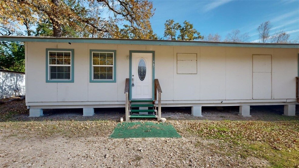 5703 Straub Rd in College Station, TX - Building Photo