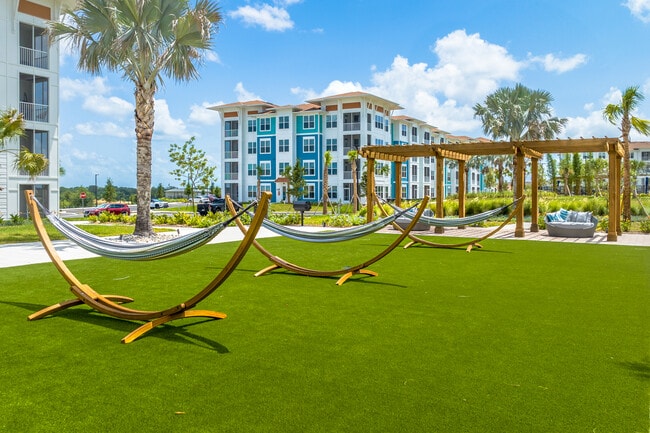 Apex Posner Park in Davenport, FL - Foto de edificio - Building Photo