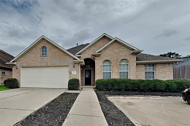 property at 3102 Candle Pond Ln