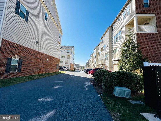 property at 22045 Broadway Ave