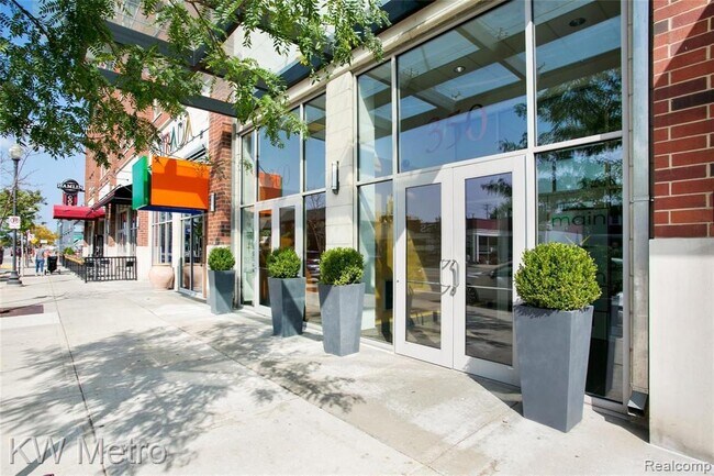 350 N Main St-Unit -517 in Royal Oak, MI - Building Photo - Building Photo