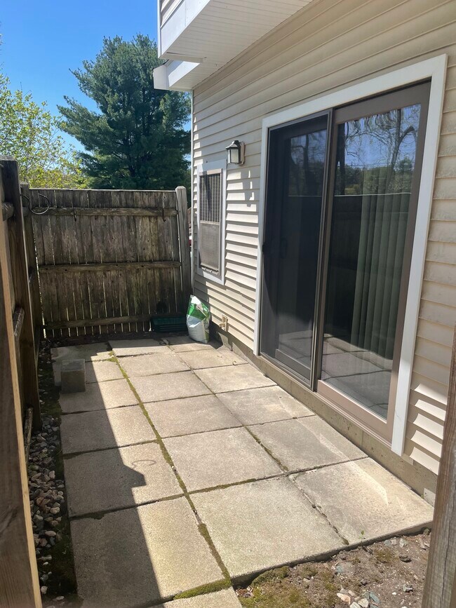 2261 Washington St in Newton, MA - Building Photo - Building Photo