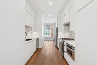 75 Boulevard NE in Atlanta, GA - Building Photo - Building Photo