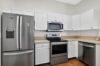 4700 SW 160th Ave in Miramar, FL - Building Photo - Building Photo