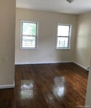 168-28 106th Ave in Queens, NY - Building Photo - Building Photo
