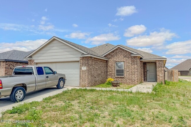 1014 Preston Trails in Wolfforth, TX - Foto de edificio - Building Photo