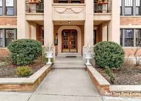 458 Park Dr, Unit 12 in Boston, MA - Building Photo