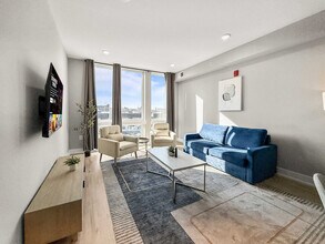 626 N Delaware Ave in Philadelphia, PA - Building Photo - Building Photo