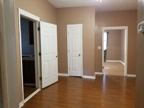 398 N Spring St in Crestview, FL - Building Photo - Building Photo