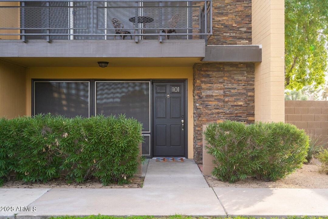 6501 N 17th Ave in Phoenix, AZ - Foto de edificio