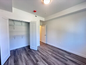 660 Beach Rd in Qualicum Beach, BC - Building Photo - Building Photo