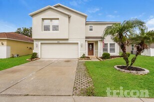 2511 Brownwood Dr in Mulberry, FL - Building Photo