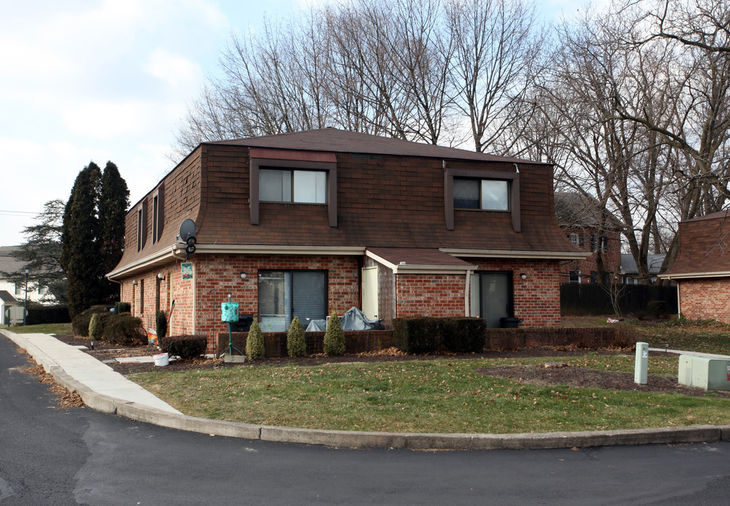 The Gardens in Mechanicsburg, PA - Building Photo