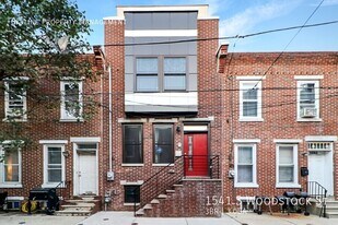 1541 S Woodstock St in Philadelphia, PA - Building Photo