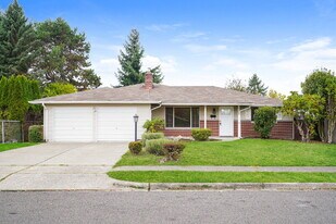 7808 S Ainsworth Ave in Tacoma, WA - Building Photo