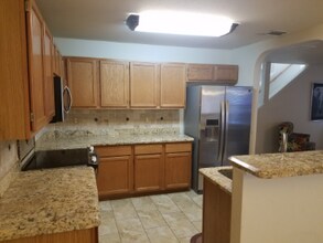 10311 Cougar Gap in San Antonio, TX - Building Photo - Building Photo