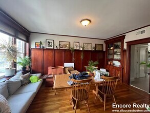 181 Harvard St, Unit 3A in Brookline, MA - Building Photo - Building Photo