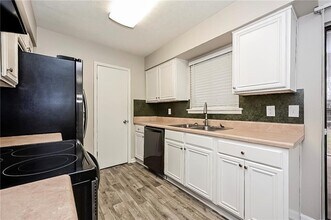 8990 Sterling Ridge Ln in Jonesboro, GA - Building Photo - Building Photo