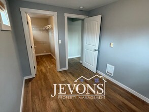 12734 2nd Ave SW in Seattle, WA - Building Photo - Building Photo